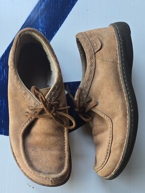 Ugg Hermosa Light Brown Lace Up Suede Low Chukka Size 11